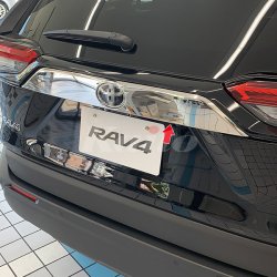 画像2: TOYOTA：RAV4 【XA50型】リアエンブレムカバー